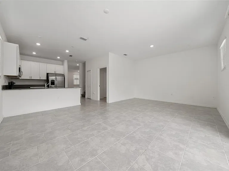 7532 Stone Creek Trl — Photo 10