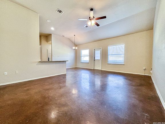 3rd image of 334 - 336 Emma Dr
