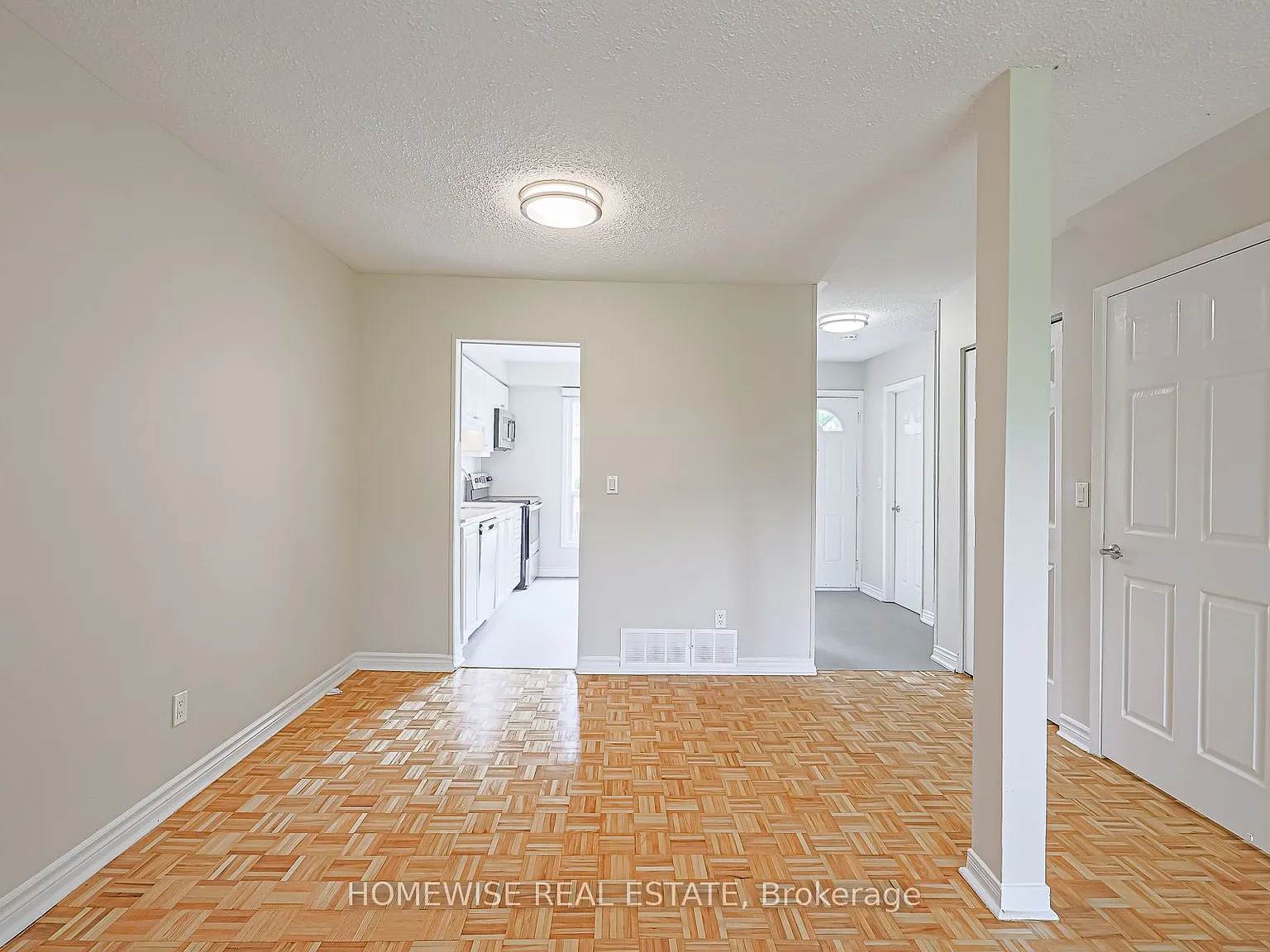 3 bed, $2,995 — Photo 4