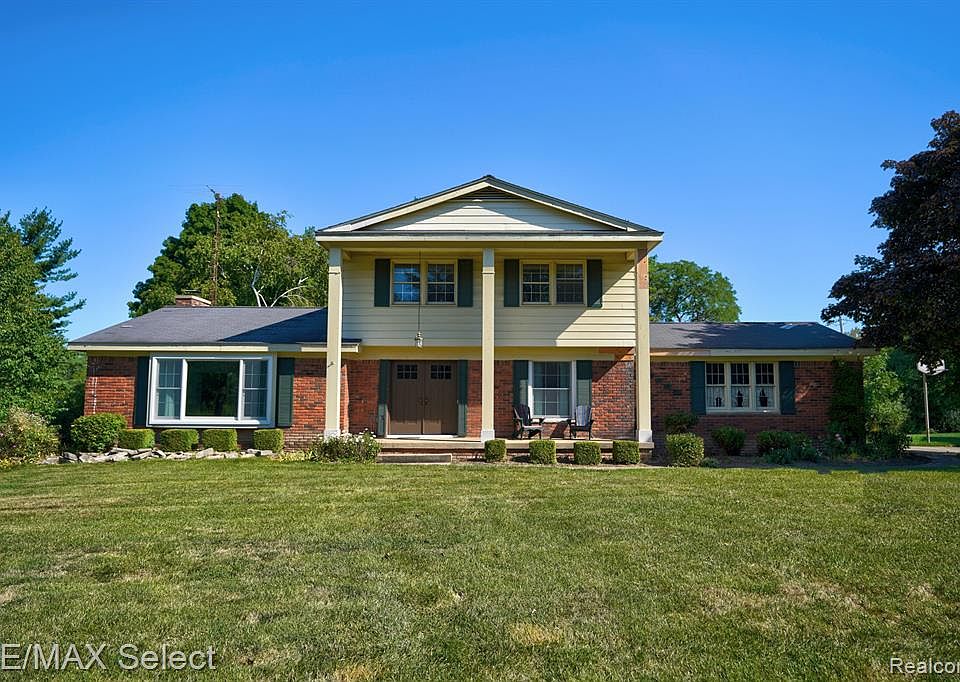 1st image of 5097 Tree Hill Dr