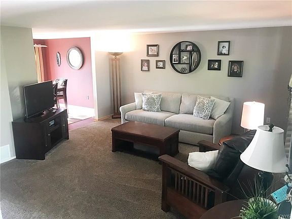 4th image of 5926 Saffron Ct