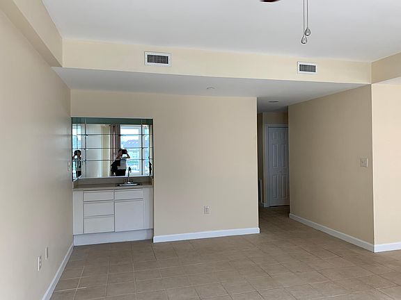 Wet bar area of living room