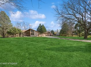 5N837 Dunham Trails Rd, Wayne, IL 60184