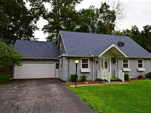 3rd image of 1281 Skeawood Dr