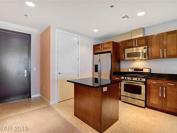 3rd image of 4525 Dean Martin Dr Unit 1411