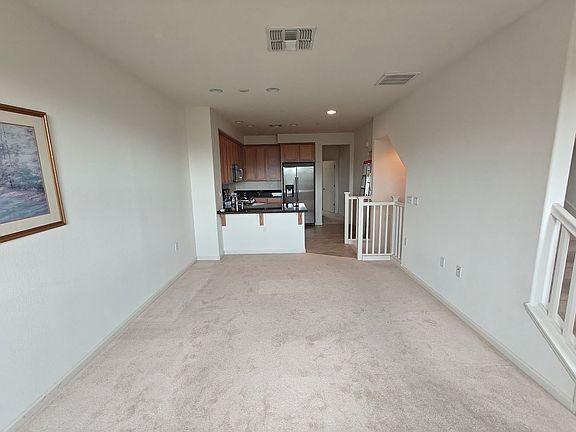 5th image of 1586 McCandless Dr