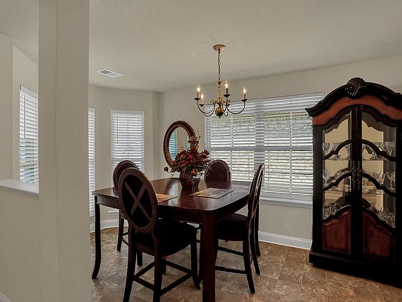 4th image of 8728 Arendale Dr