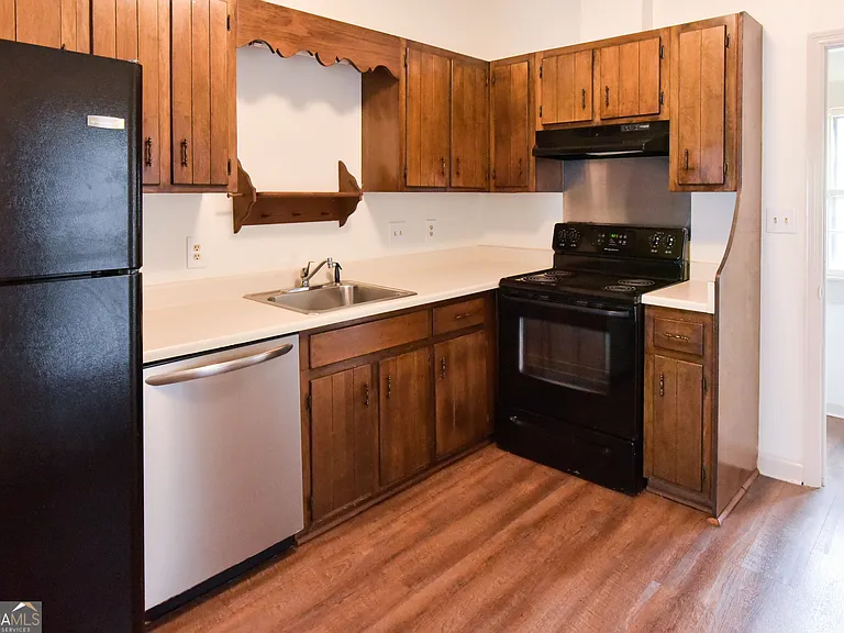302 E Jefferson St #B — Photo 22
