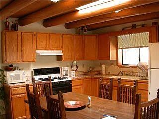 4th image of 108B Sierra Vista Ln