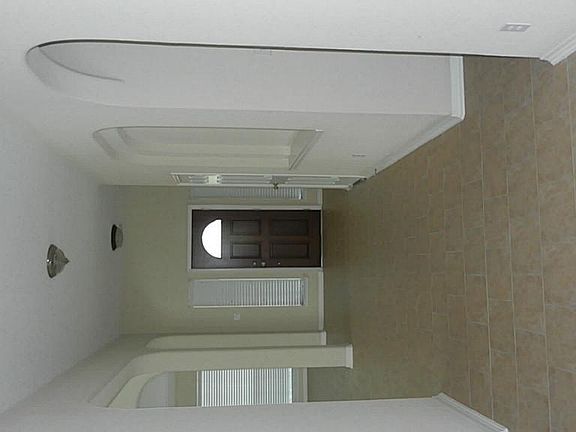 4th image of 13930 Abbey Ln