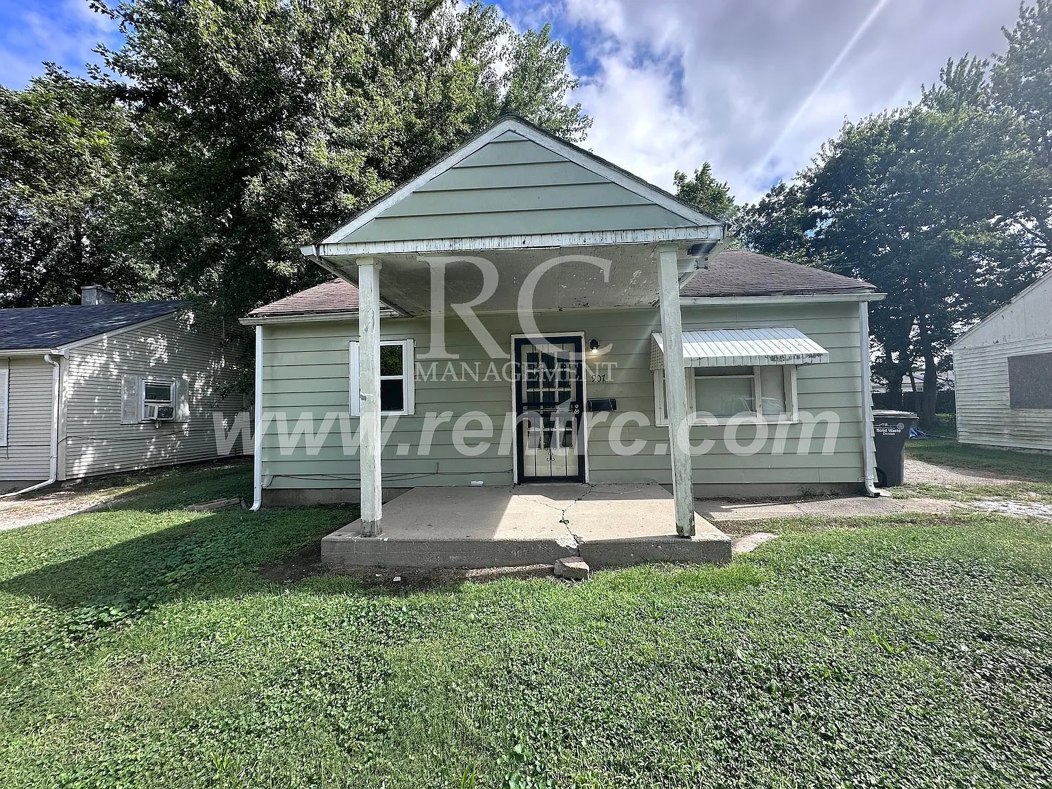 2 bed, 1140 sqft, $750 — Photo 1