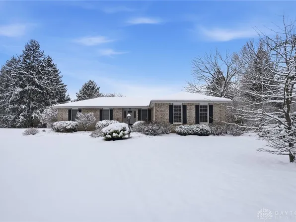 2763 Ferry Rd, Bellbrook, OH 45305