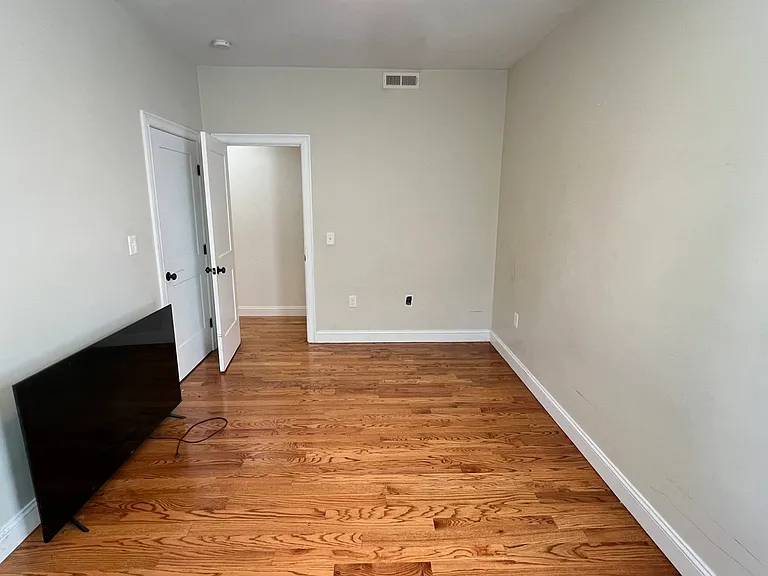 54 Crescent Ave #1 — Photo 12