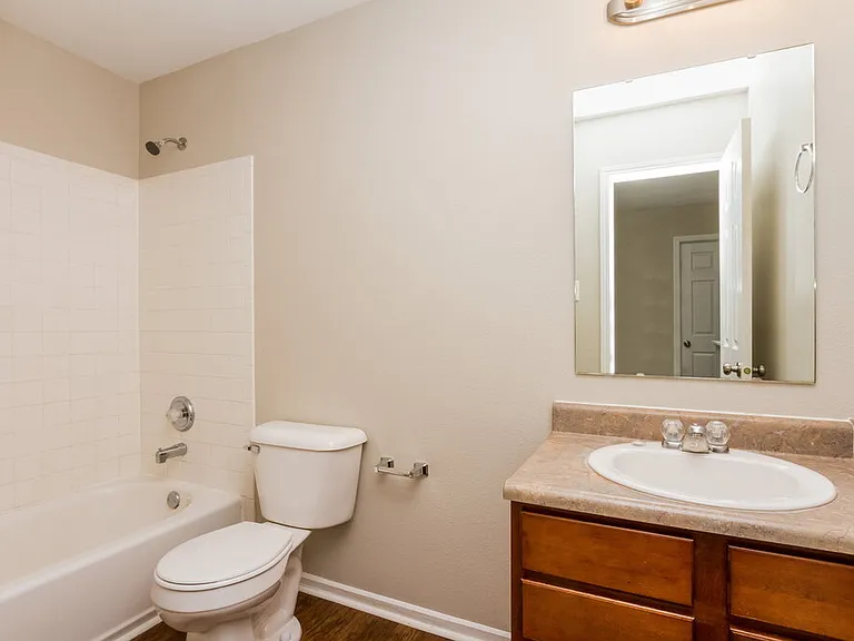 1626 Blue Grass Pkwy — Photo 16