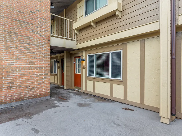 3009 Madison Ave #L210 — Photo 36