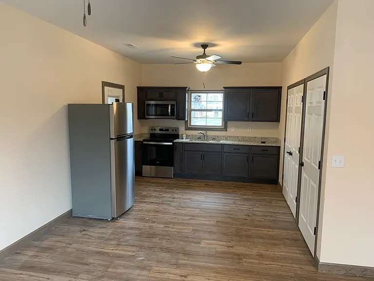 308 Red Bird St #A & B — Photo 7
