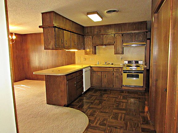 5th image of 129 Dallam Ave