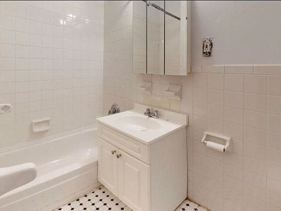 3rd image of 324 E 83rd St #4A