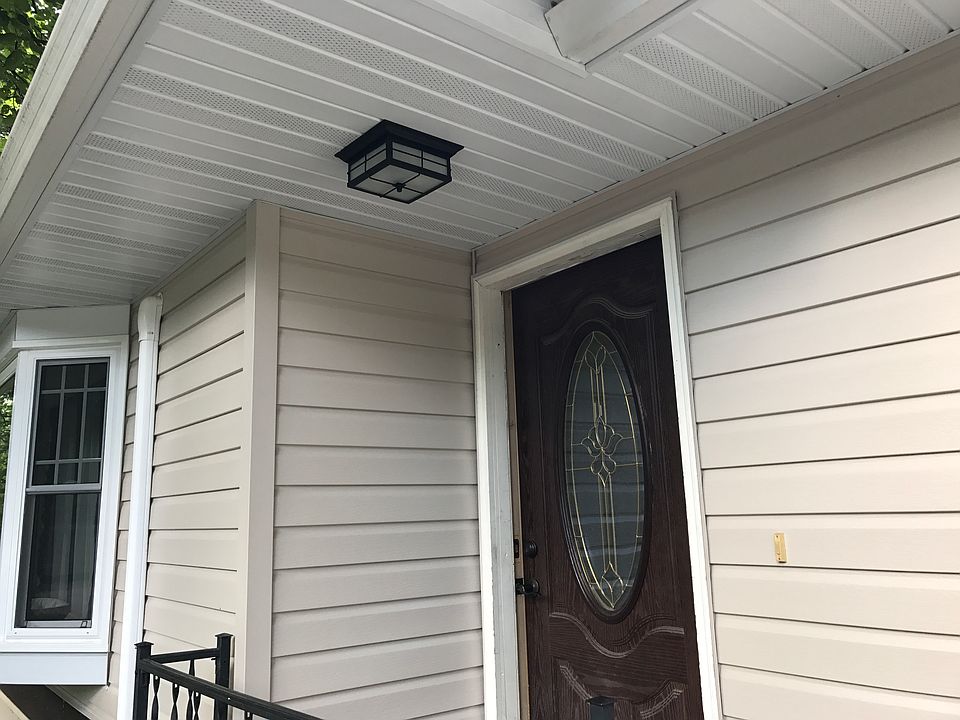 1st image of 6912 1st St N