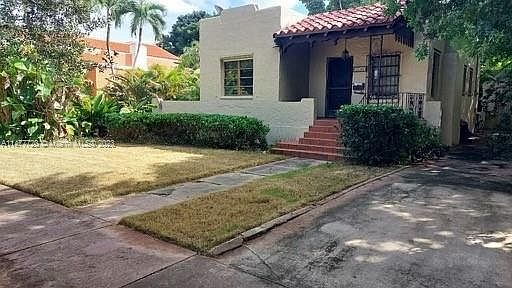 1st image of 1144 Milan Ave