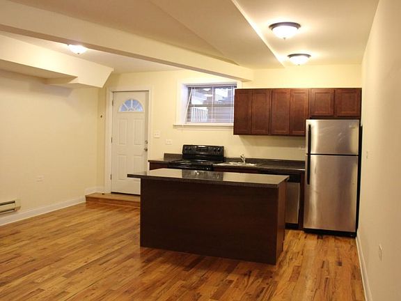 5th image of 1115 W Oakdale Ave #Gd