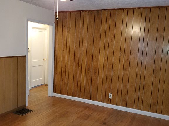 5th image of 1202 N Luett Ave