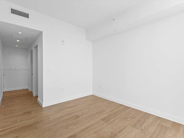 2678 Tigertail Ave #1001 — Photo 16