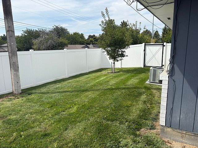 2nd image of 419 S 45th Ave