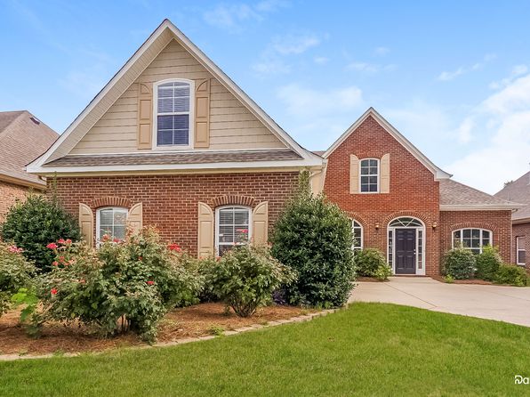 3bd 2.0ba 2,393sqft — 152 Belvedere Dr, Birmingham, AL 35242