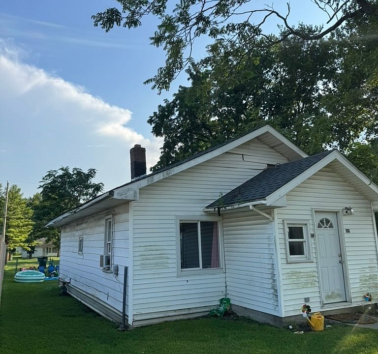 1st image of 1109 W 17th St