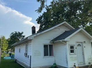 1109 W 17th St, Muncie, IN 47302