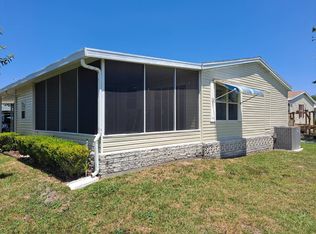 584 Clover Ln, Kissimmee, FL 34746