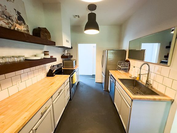 30th image of this home