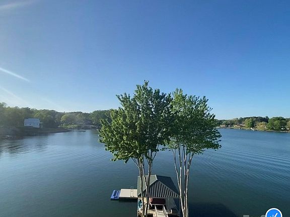 3rd image of 6980 Golden Bay Ct
