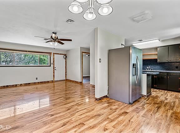 5th image of 2905 Kirk Ln