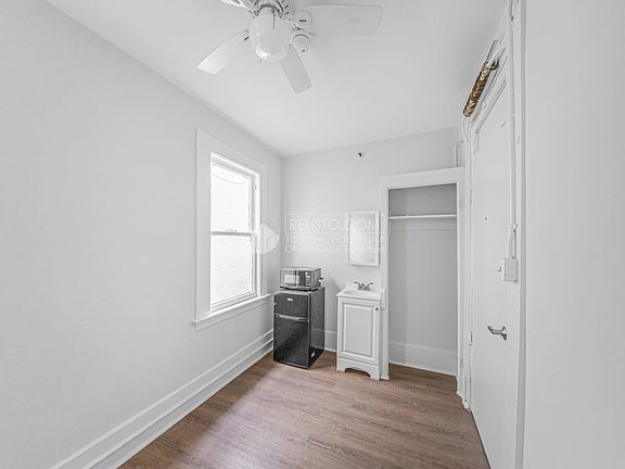 2nd image of 402 Broadway #105