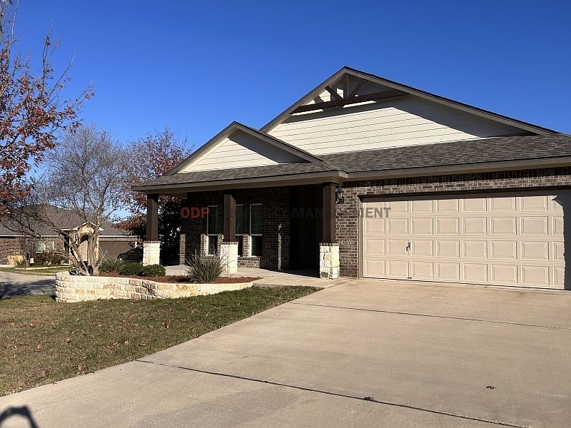 1st image of 5603 Blackstone Dr