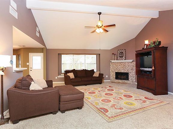 5th image of 14007 Fairwood Breeze