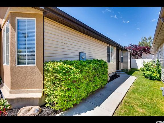 4th image of 6782 S Empress Ln