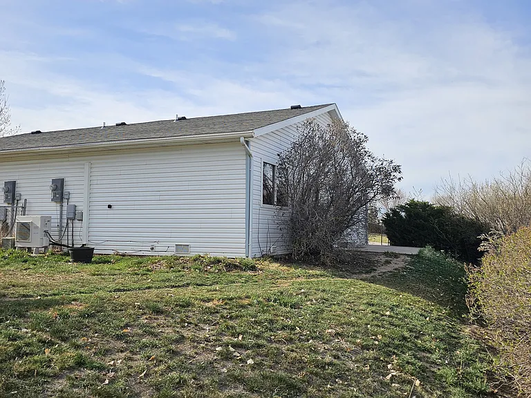 2610 Gallery View Dr — Photo 14