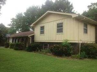 235 Scott Ln, Bowling Green, KY 42103