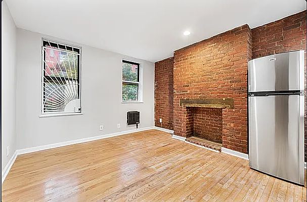 1st image of 506 E 6th St APT 3FE