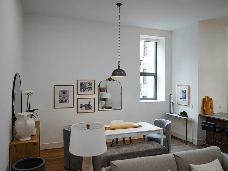 The Roe at Manayunk Apartments and Townhomes — Photo 116