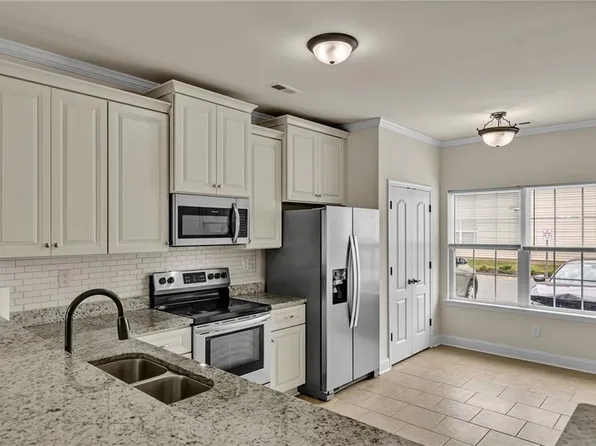 2833 Estella Way, Chesapeake, VA 23325
