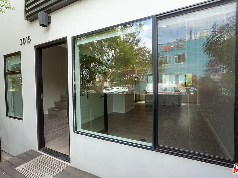 3015 Ocean Ave — Photo 1