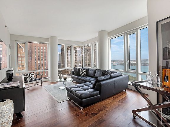 2nd image of 70 Little West St APT 32E