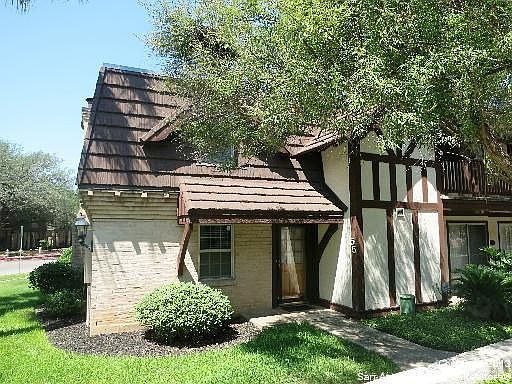 2nd image of 8715 Starcrest Dr