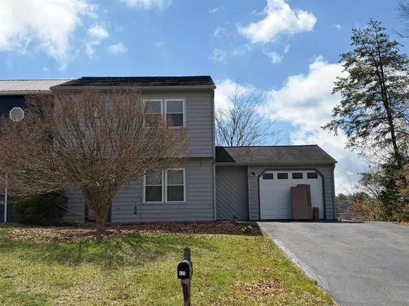 425 Warrior Dr, Christiansburg, VA 24073