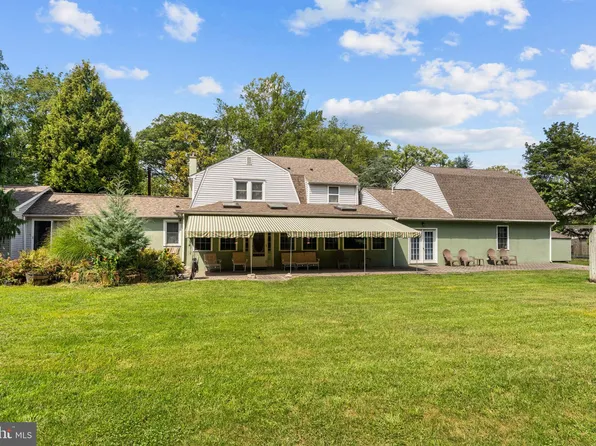 1485 Mundock Rd, Dresher, PA 19025