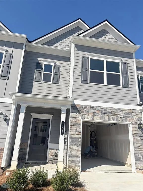 3 bed, 2.5 bath, 1629 sqft, $2,100 — Photo 1